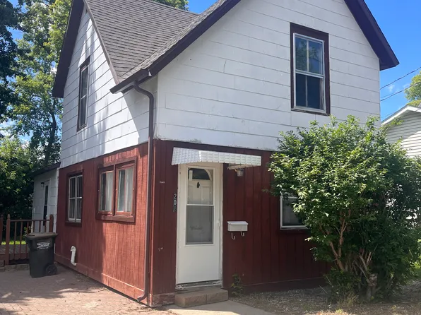 208 1st St S, Waterville, MN 56096