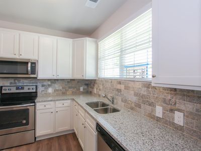 350 Rosenwald Ln, Hampton, GA, 30228