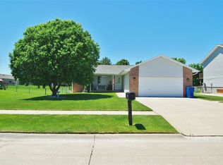 912 11th Ave, Kearney, NE 68845