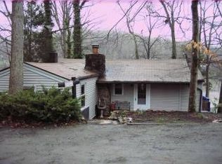 11589 Purse Dr, Manassas, VA 20112