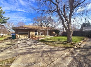 2319 Grant St, Lansing, MI 48910