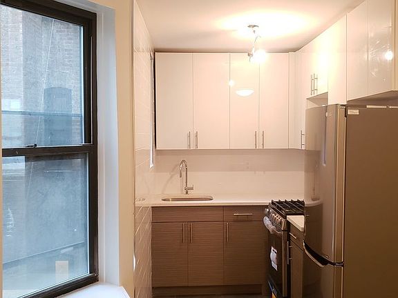 4th image of 548 E 82nd St APT 3B