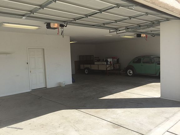 3rd image of 3105 McCulloch Blvd N