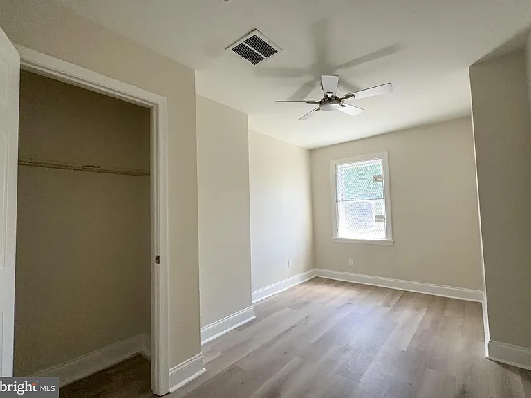 1433 W Lombard St #4 — Photo 8