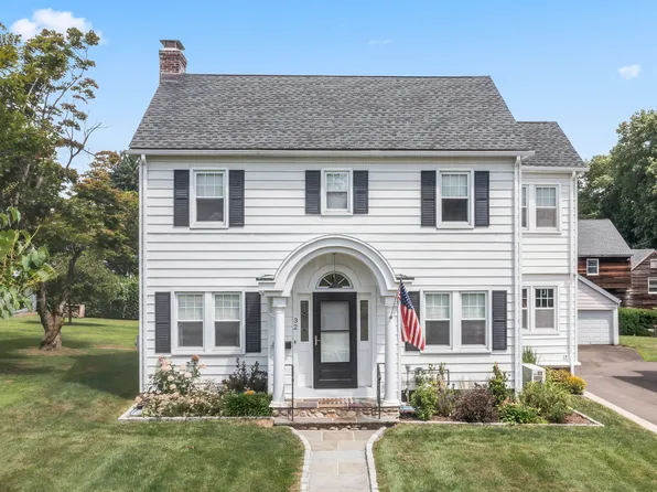 32 Prince Place, Stamford, CT 06905