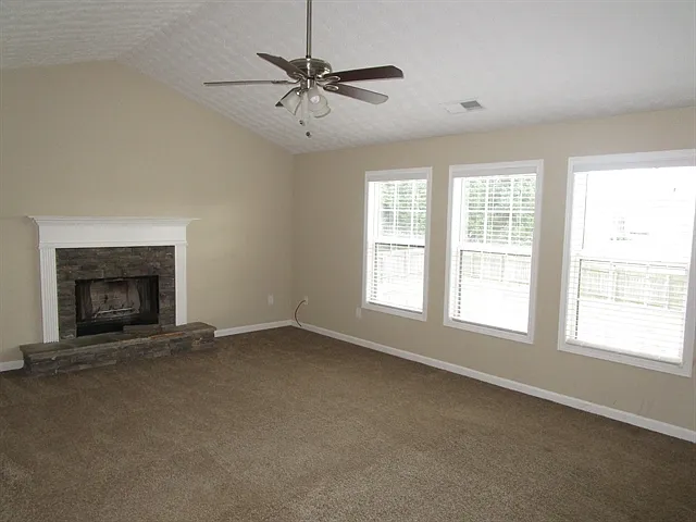 282 Rockingham Dr — Photo 3