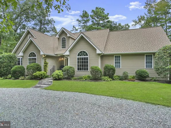 482 Youcomico Dr, Lancaster, VA 22503