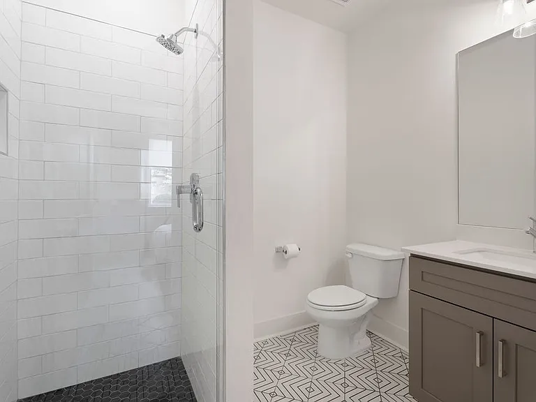 697 Pryor St SW — Photo 7
