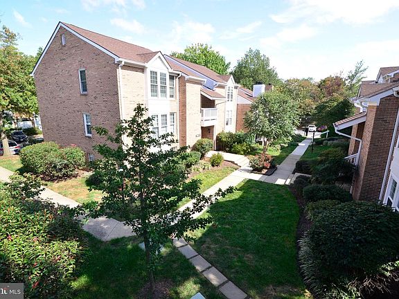 5th image of 2602 S Arlington Mill Dr APT F