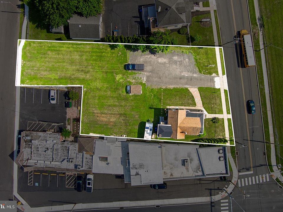 1st image of 115 Hulmeville Ave