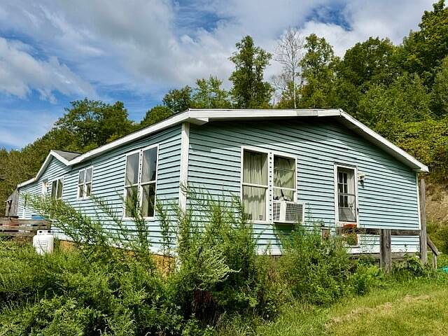 1st image of 994 Canaan Road