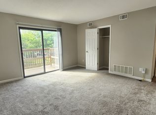 2760 Tech Dr APT 110, Bettendorf, IA 52722