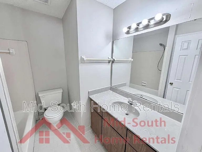 6007 Hickory Cv — Photo 18