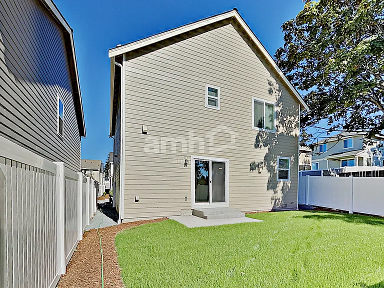 10630 138th St E — Photo 19