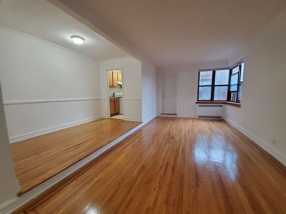3rd image of 3515 75th St #606