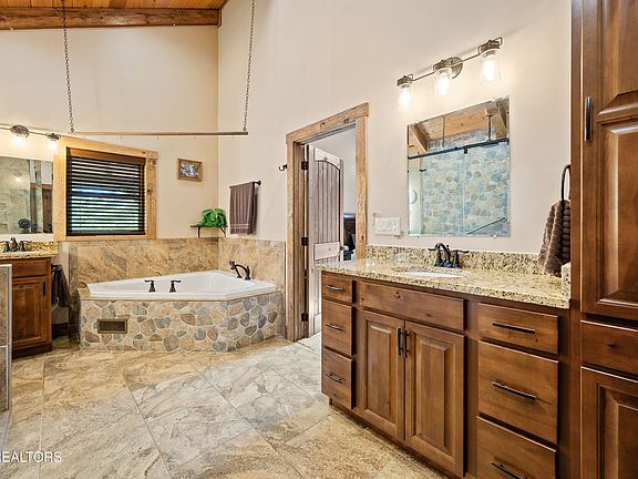 24th image of this home