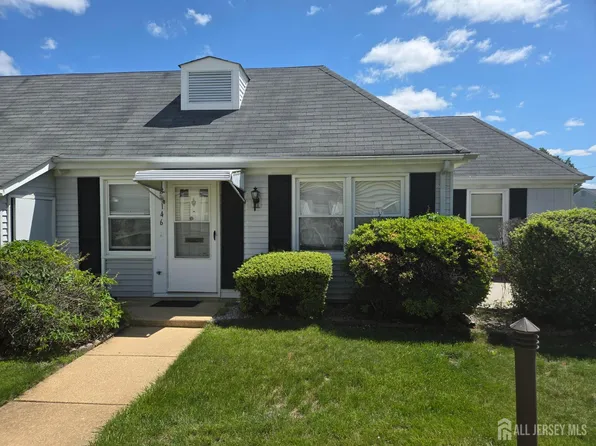 146 Old Nassau Rd, Monroe Township, NJ 08831