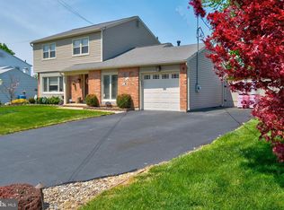 205 McIntosh Rd, Cherry Hill, NJ 08003