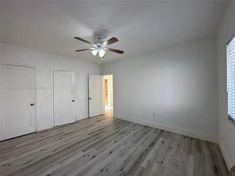 955 Bay Dr #7 — Photo 15