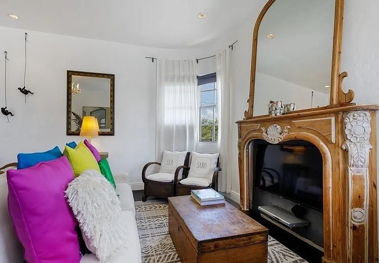 1455 Michigan Ave #19 — Photo 4