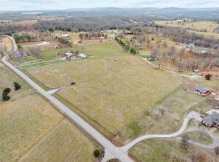 2667 Wolf Springs Rd, Harrison, AR 72601