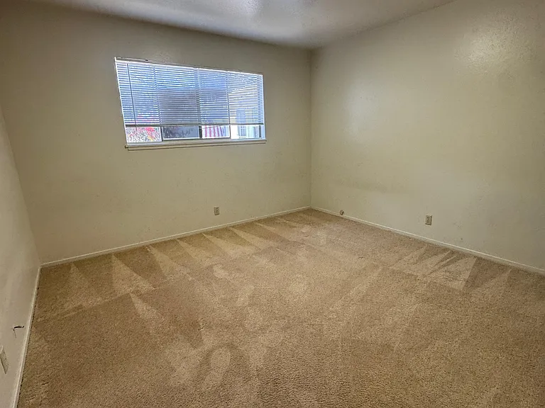 37847 Niles Blvd #11 — Photo 4