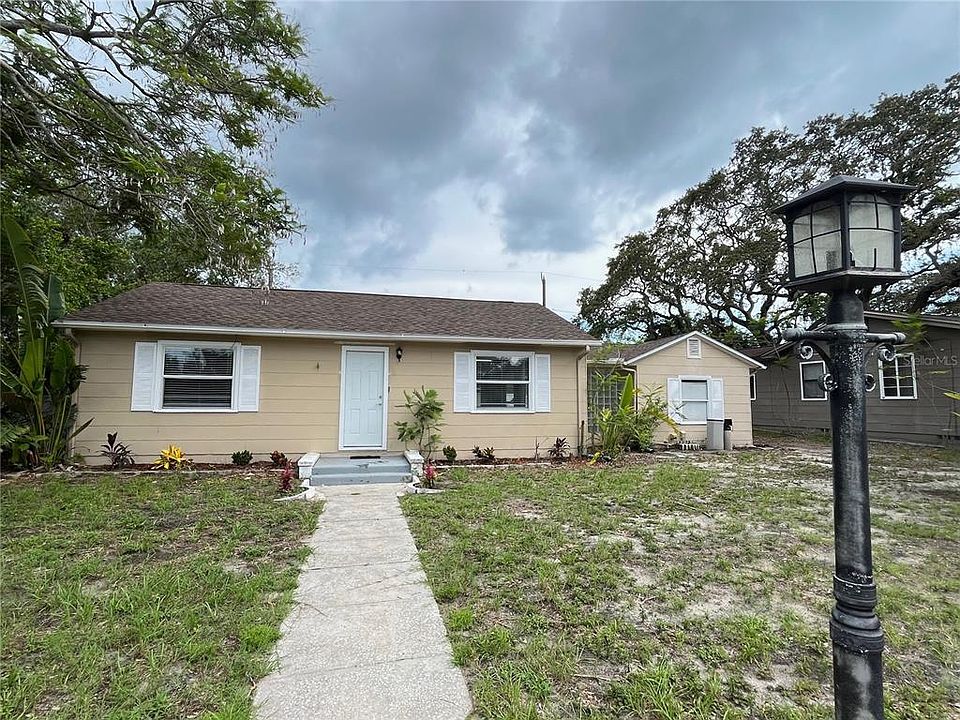 1st image of 4616 5TH AVENUE N
