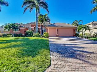 11709 Lady Anne Cir, Cape Coral, FL 33991