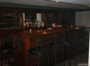 71 Singer Dr, Buffalo, NY 14224