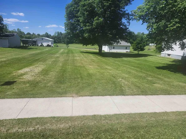 205 E North St, Fremont, IN 46737