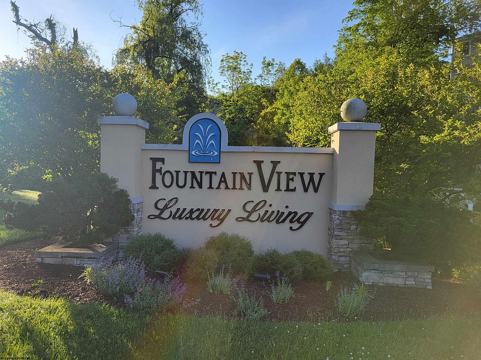 2nd image of 210 Fountain Vw