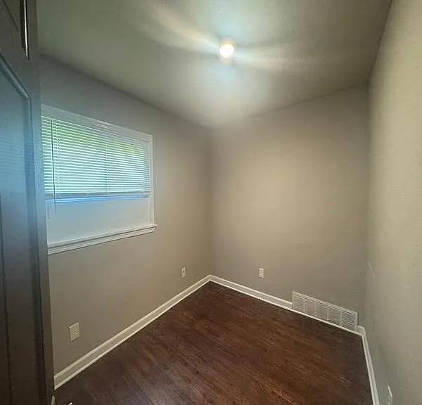 4845 University Pl — Photo 8