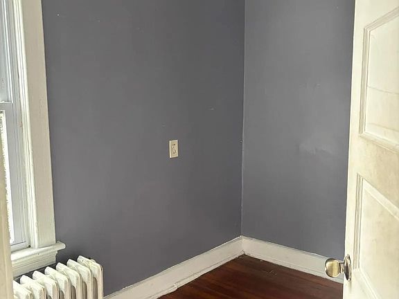5th image of 9 Pennsylvania Ave #1