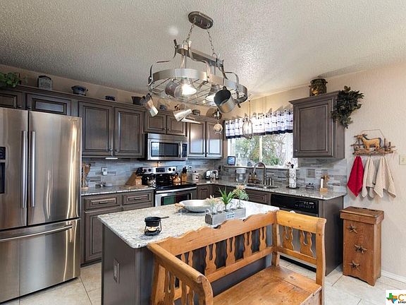 5th image of 707 Margaret Lee St