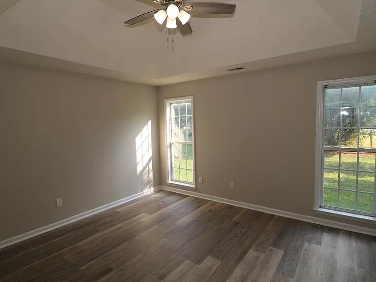711 Harvest Way — Photo 23