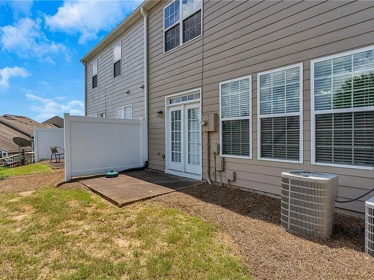 940 Pierce Ivy Ct — Photo 14