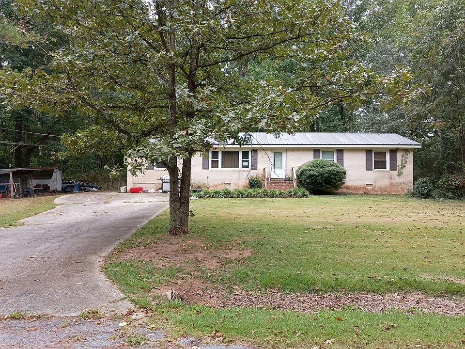 1st image of 25 Laurie Ln