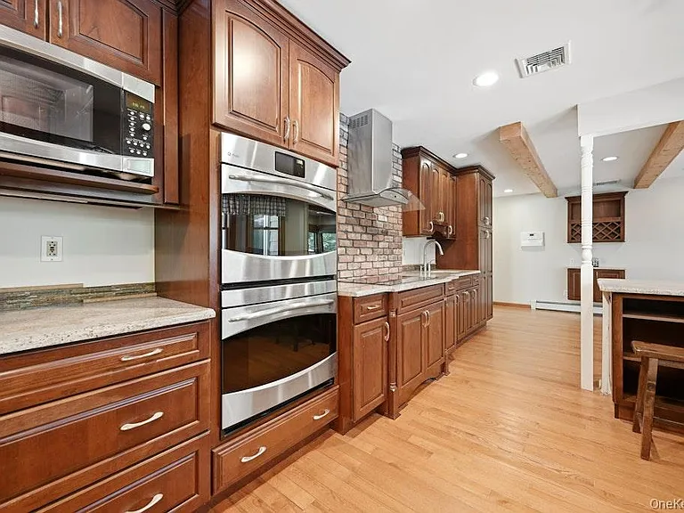 20 Williamsburg Dr — Photo 11