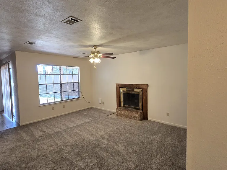 2904 Forest Bnd #1 — Photo 45