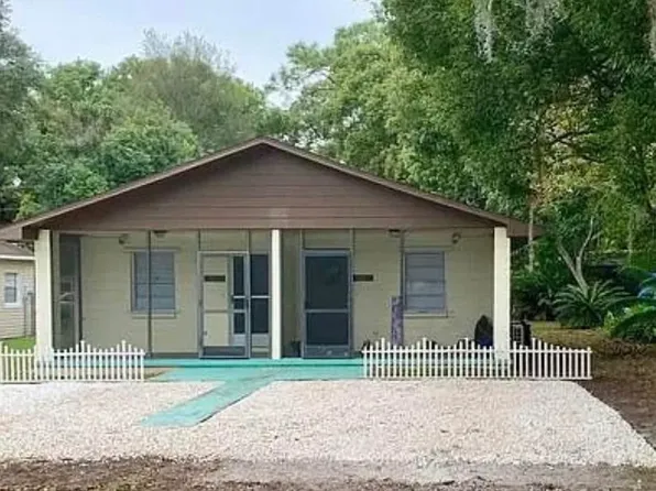 5217 17th St #1, Zephyrhills, FL 33542