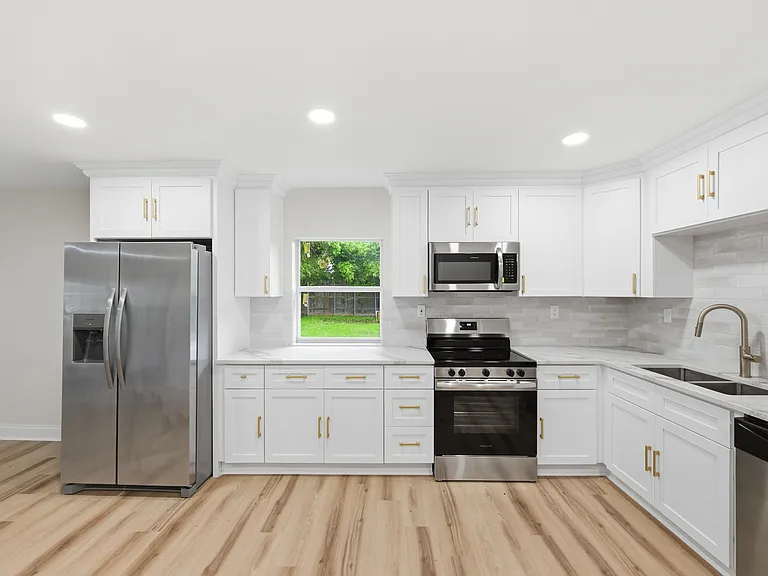 110 Jules Ave #110.5 — Photo 3