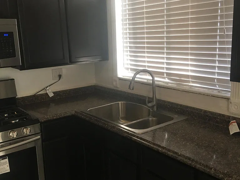 8116 Gilbert Dr — Photo 5