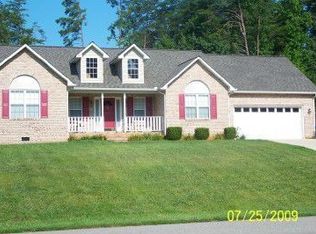 210 McIntosh Ln, Salisbury, NC 28147