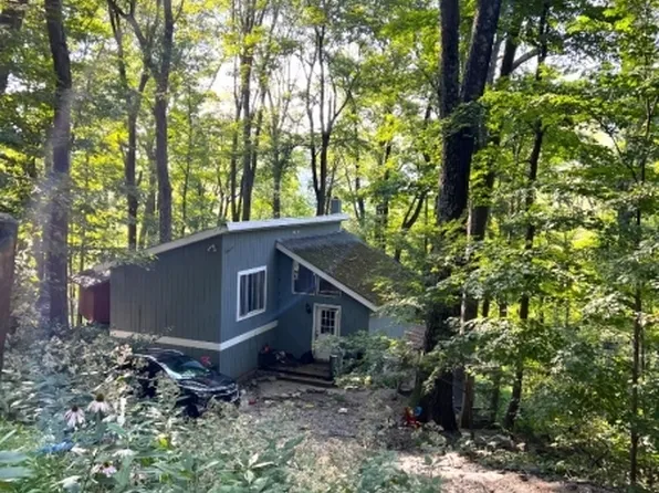 15 Cherry Tree Rd, Vernon Twp., NJ 07462