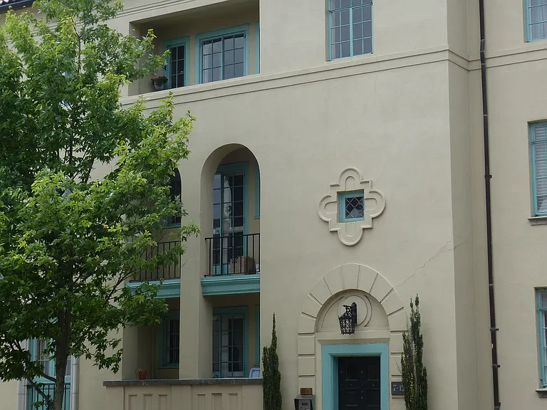 515 N Arthur Ashe Blvd — Photo 1