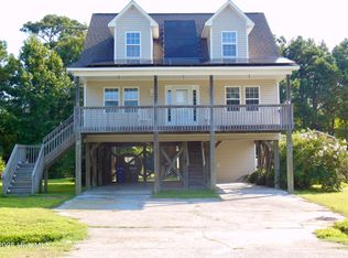 807 Driftwood Dr, Hampstead, NC 28443