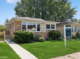 8947 Niles Center Rd, Skokie, IL 60076