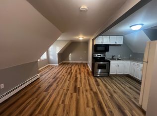 378 Center St #6, Middleboro, MA 02346