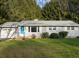 84 Topsfield Cir, Shrewsbury, MA 01545