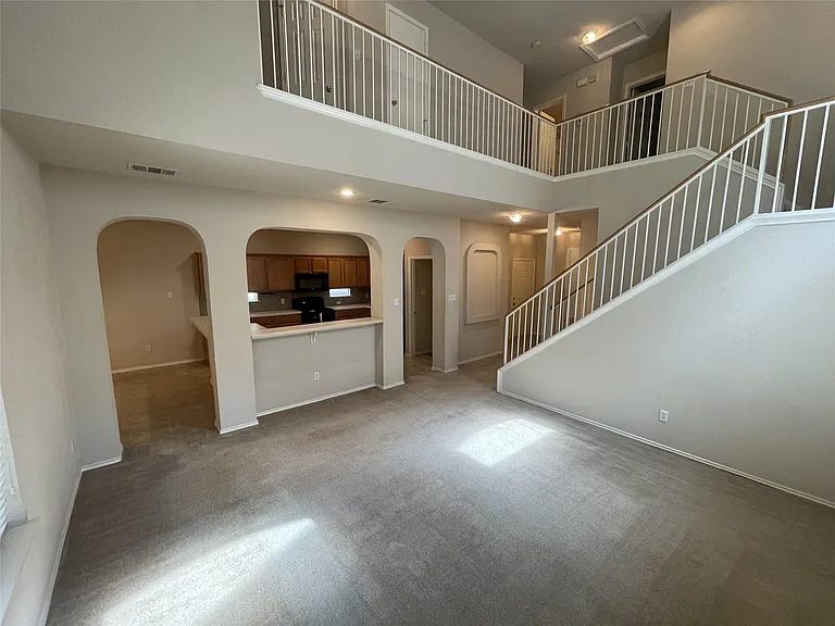 1211 Peyton Pl — Photo 5